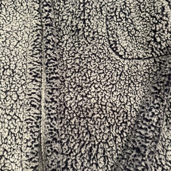 MOTHERHOOD MATERNITY SMALL/MEDIUM BLUE FUZZY COMFY WARM SOFT HOODED ROBE - Picture 4 of 8